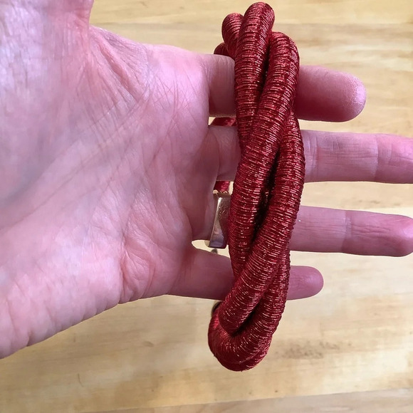 VINTAGE Red Twisted Rope Choker Statement Necklace - Picture 7 of 9